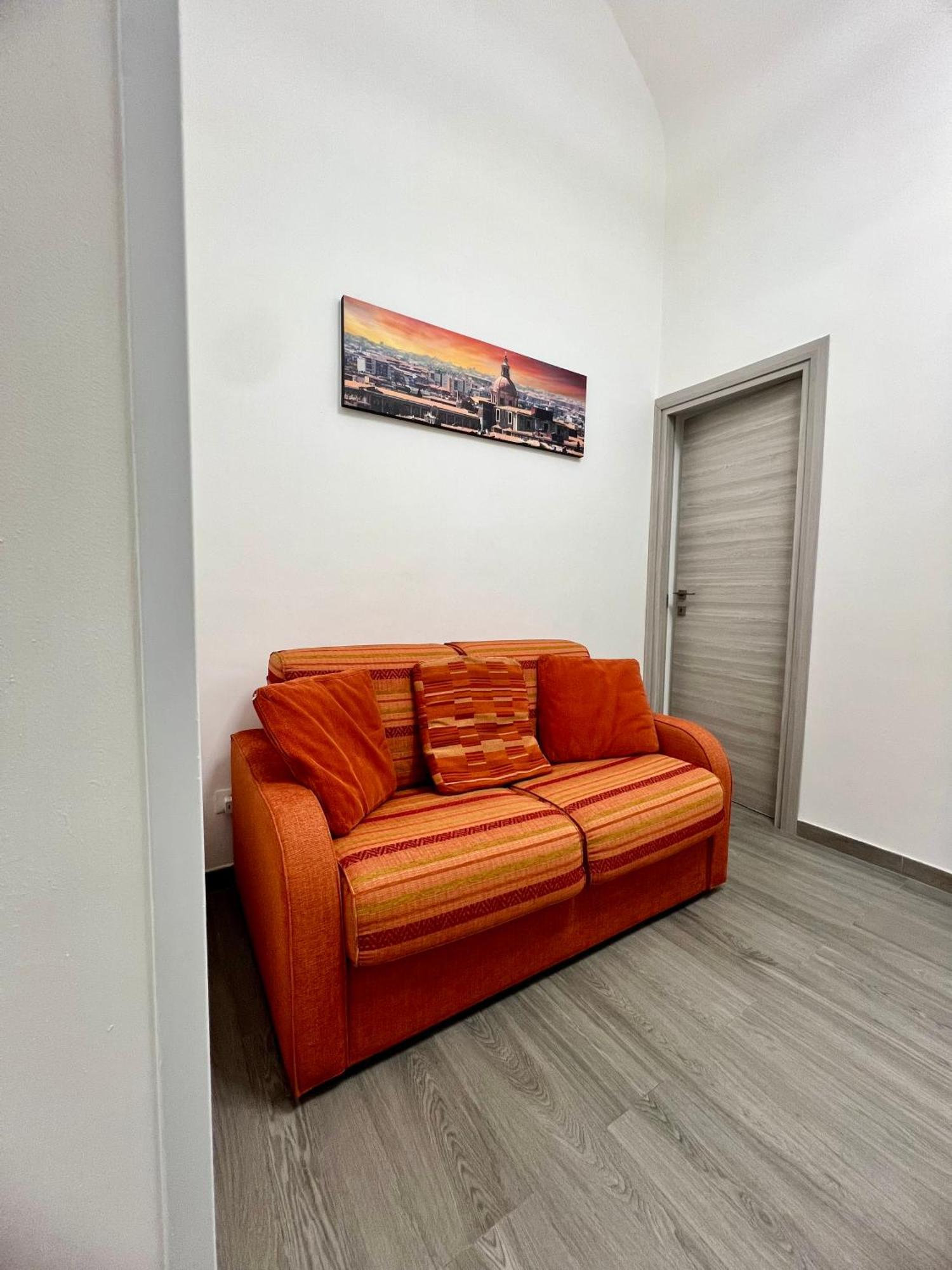 Amira Guest House Катанія Екстер'єр фото