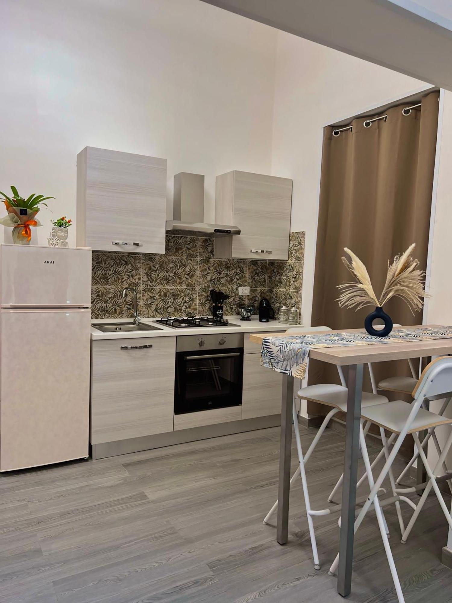 Amira Guest House Катанія Екстер'єр фото