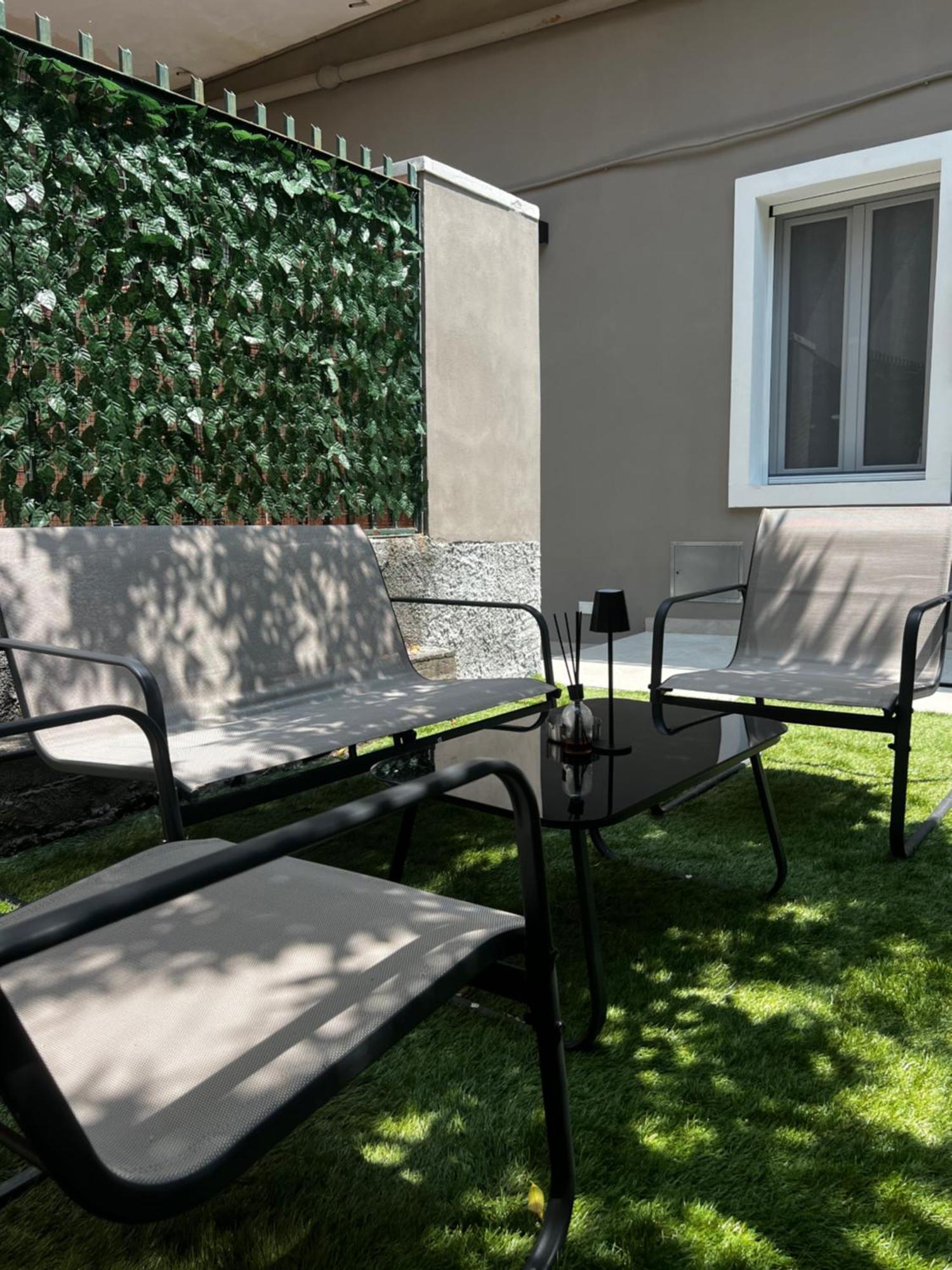 Amira Guest House Катанія Екстер'єр фото